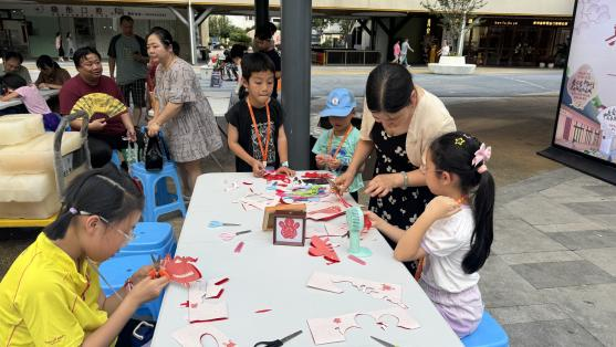 “老字号 • 中华行”了不起的国潮之细数百年老字号 ——牛通社小记者走进老字号市集