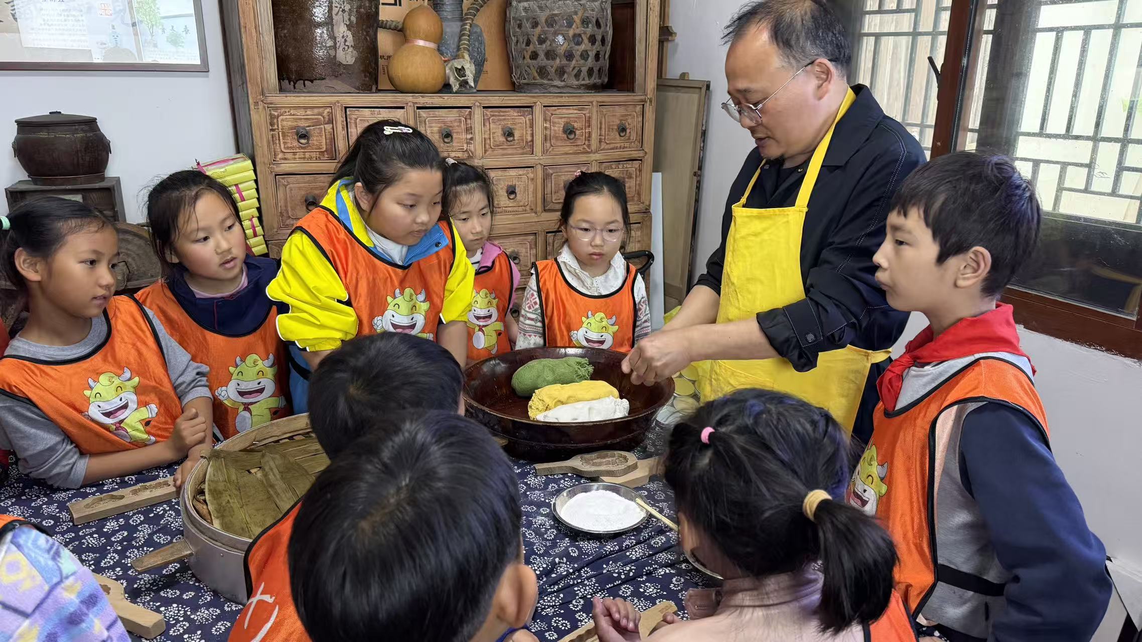 【与老字号同行 探“十五五”新程】第三期——牛通社小记者团走进百年汇昌